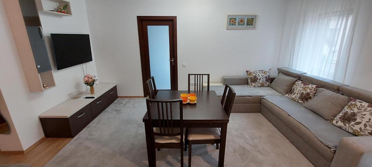 Apartament Cu 3 Camere Клуж-Напока Экстерьер фото
